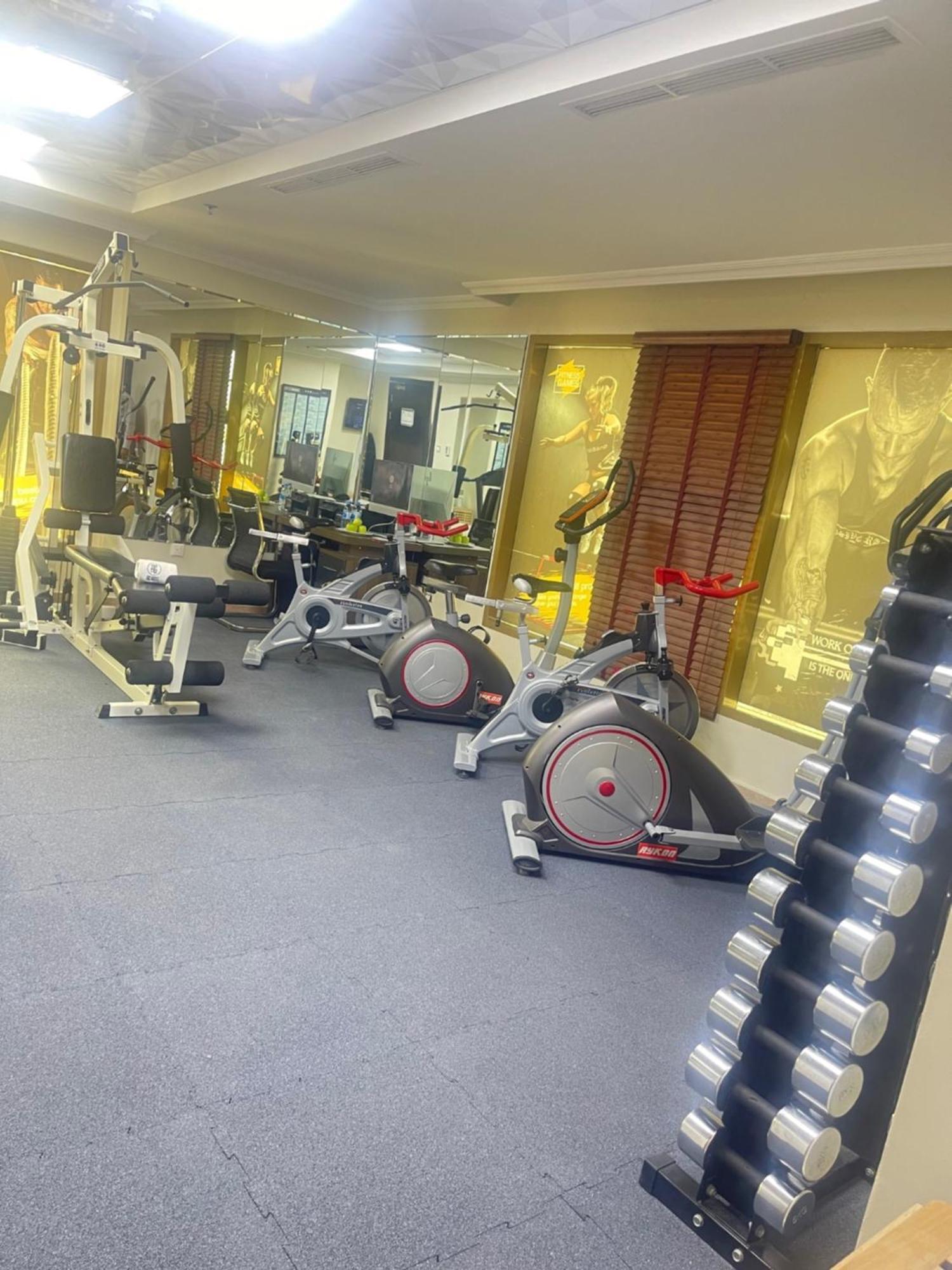 Ag Hotel Abu Dhabi Bagian luar foto