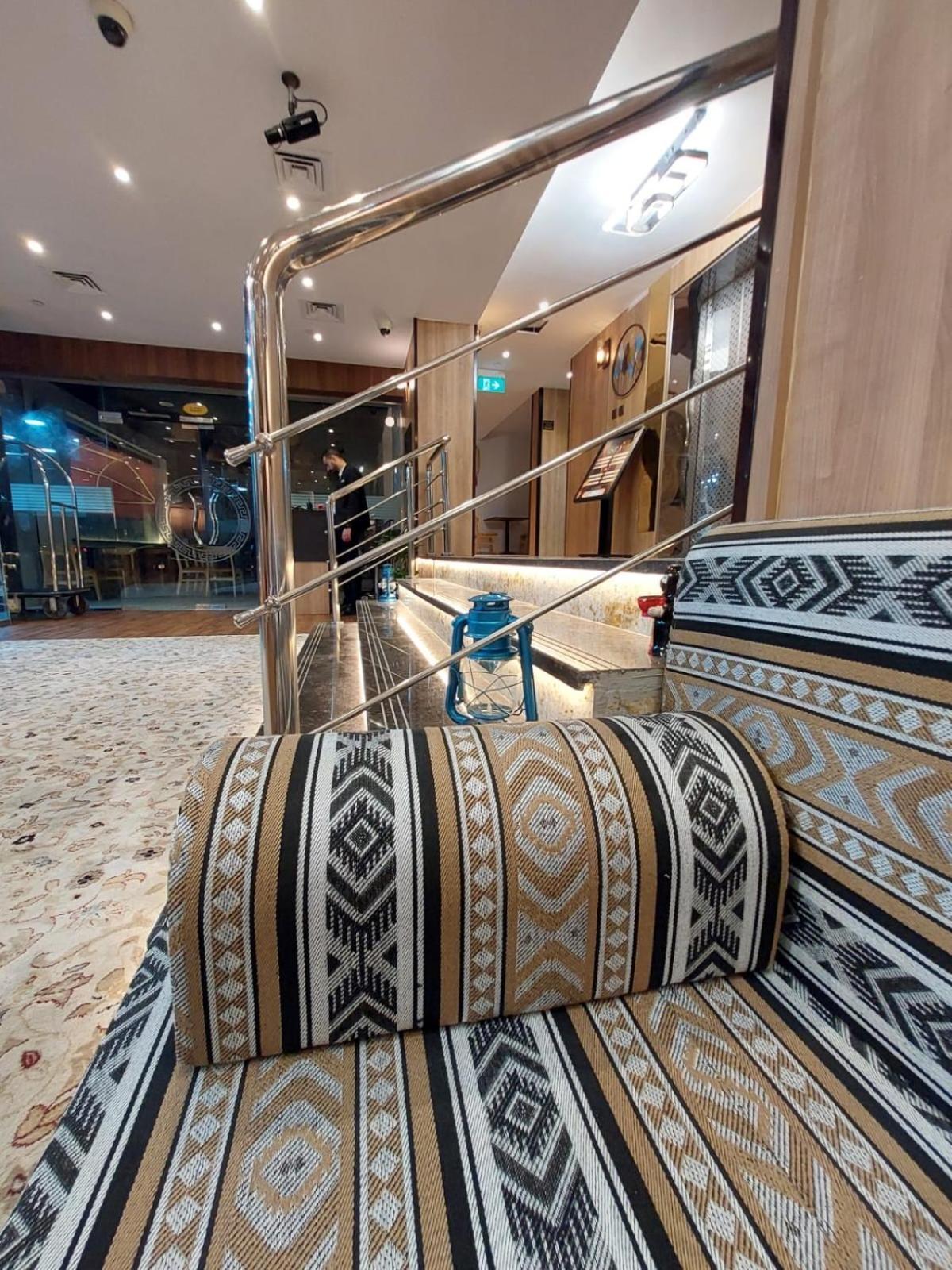 Ag Hotel Abu Dhabi Bagian luar foto